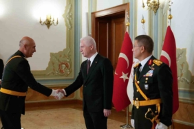 İstanbul Valiliği’nde 30 Ağustos Zafer Bayramı töreni: Vali Davut Gül, tebrikleri kabul etti