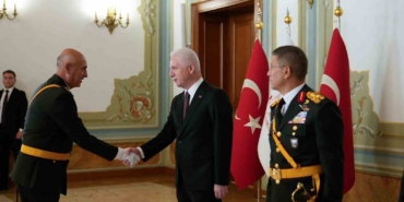 İstanbul Valiliği’nde 30 Ağustos Zafer Bayramı töreni: Vali Davut Gül, tebrikleri kabul etti