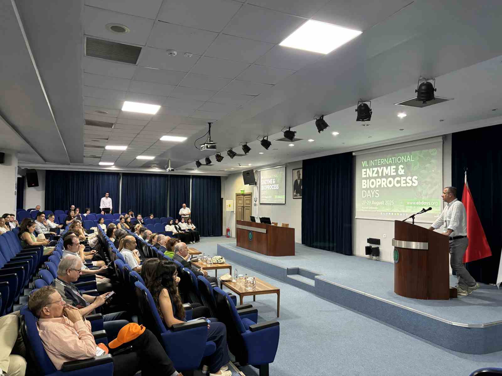 Dünyanın dört bir yanından bilim insanları Kocaeli’de buluştu