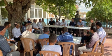 Lalapaşa Kaymakamı köylülerin taleplerini yerinde dinledi