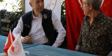 Çiftçilere kiraz, ceviz, karpuz, buğday ve ayçiçeği üretimi hakkında bilgi verildi