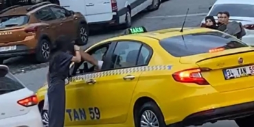 Esenyurt’ta tartıştığı kızı yumruk atarak bayıltan taksici kaçtı