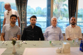 Büyükşehir Belediye Başkanı Mustafa Bozbey’den Bursaspor’a ziyaret