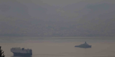 Dünyanın en büyükleri arasında, İzmit Körfezi’ne demir attı