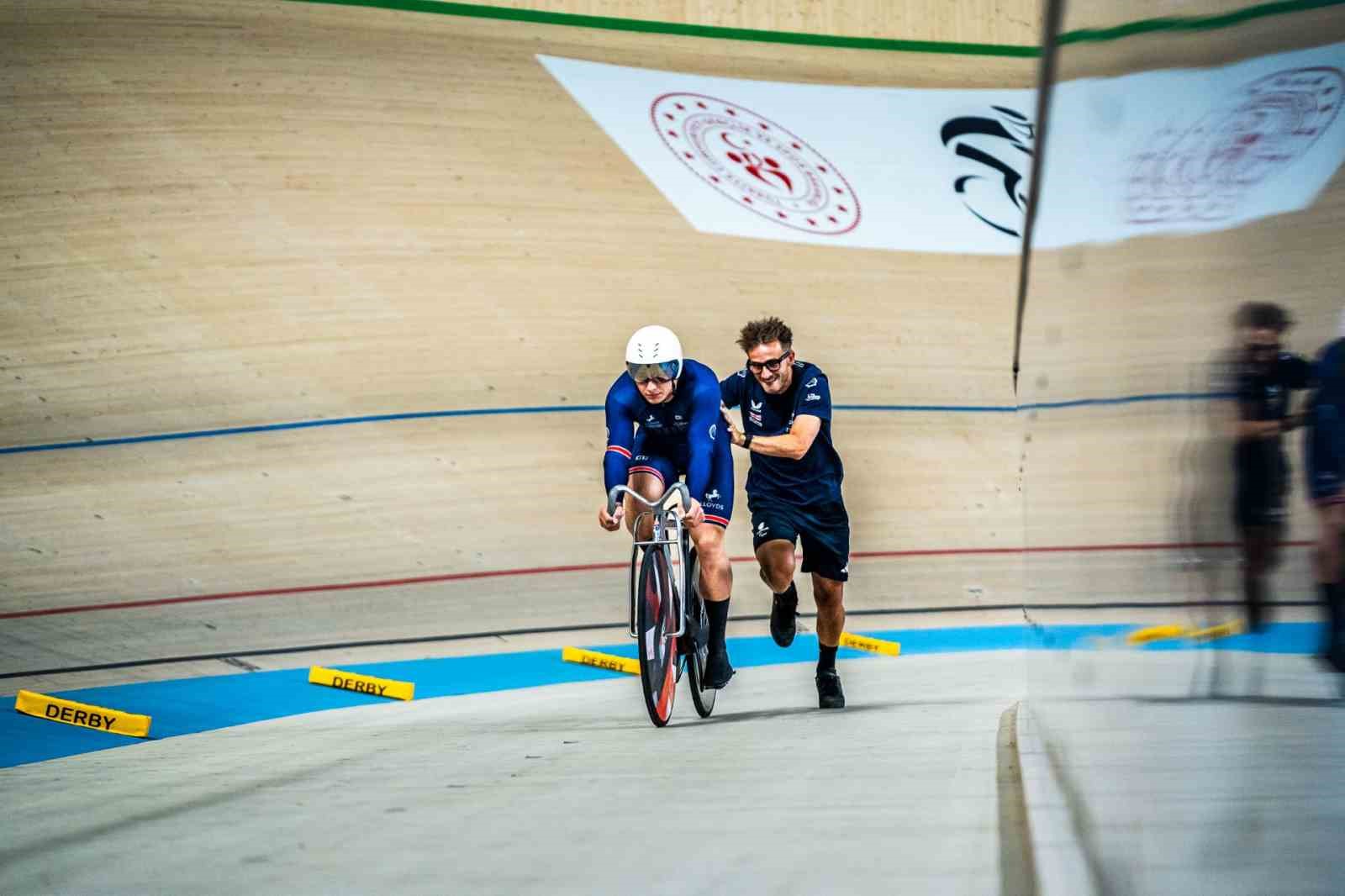 Matt Richardson’dan tarihi rekor