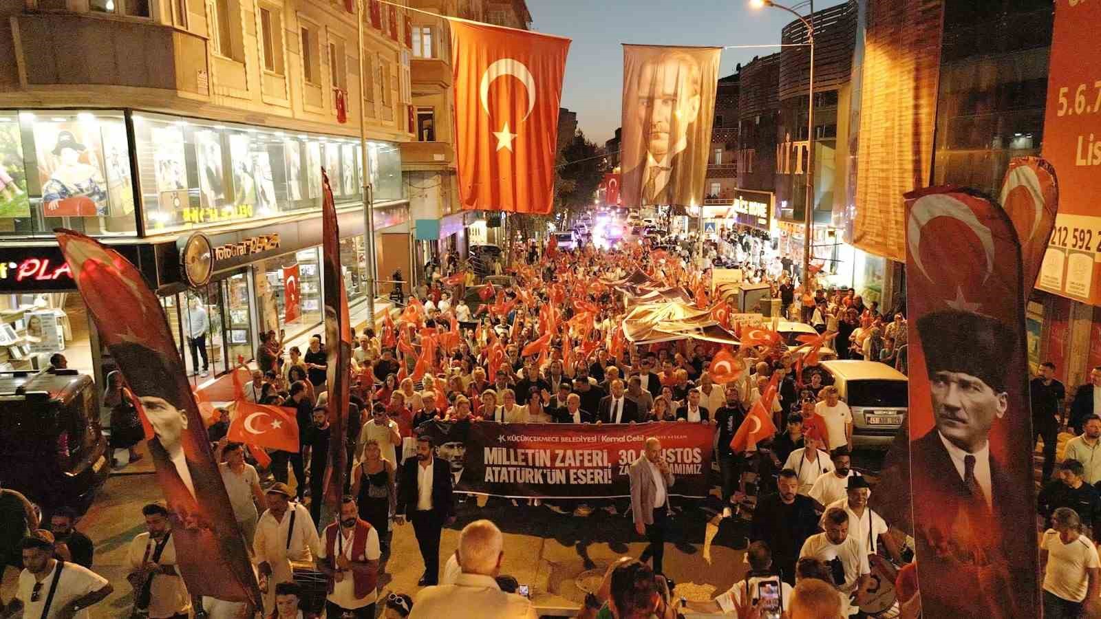 30 Ağustos Zafer Bayramı Küçükçekmece’de coşkuyla kutlandı