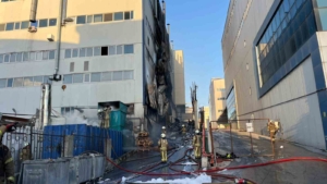 Arnavutköy’deki fabrika yangını kontrol altına alındı