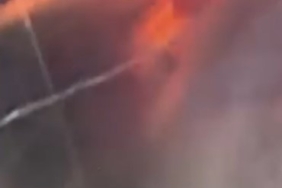 Yolun karşısına geçmek isterken otomobilin altında kaldı