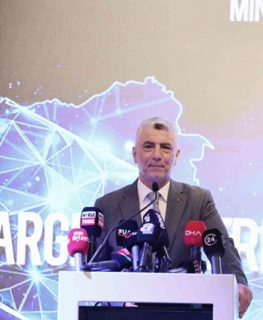 Ticaret Bakanı Ömer Bolat, 13. WCI Forumu’nda konuştu
