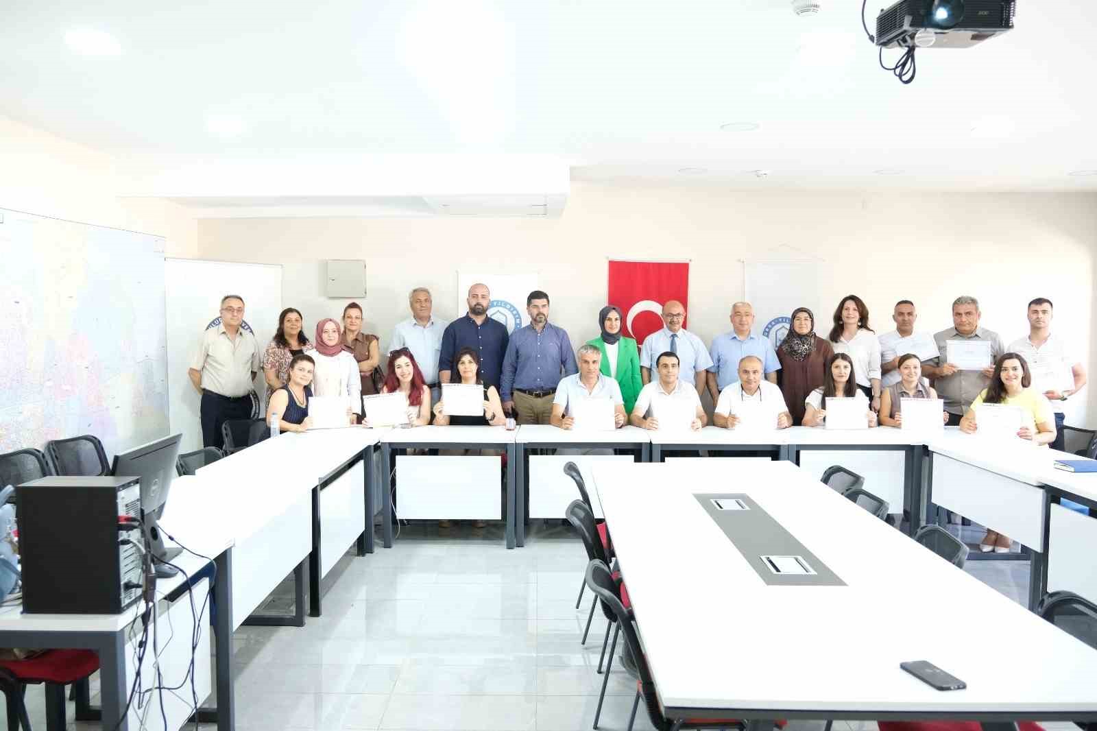 Kamu personeline Türk İşaret Dili eğitimi