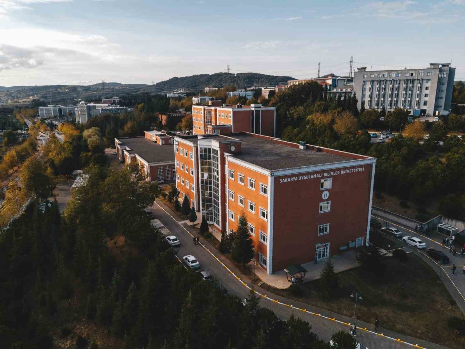 Gençlerin finansal okuryazarlığı SUBÜ projesi ile güçlenecek