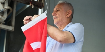 Silivri Belediye Başkanı Bora Balcıoğlu’nda esnafa 30 Ağustos hediyesi