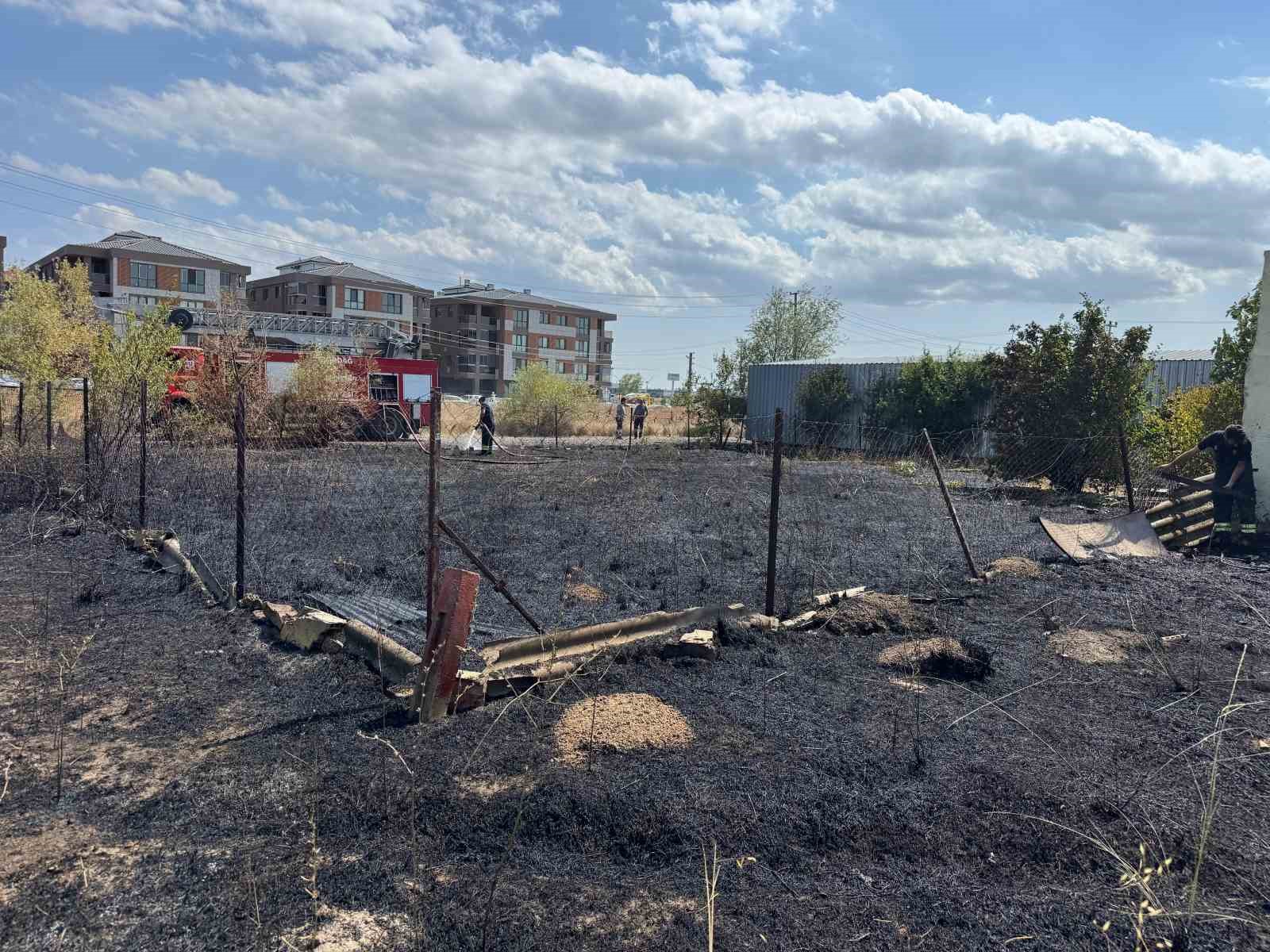 Tekirdağ’da çocuklar yangın çıkarıp kaçtı