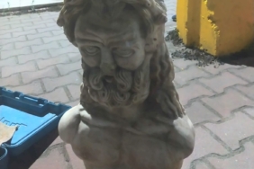 Roma ve Bizans dönemine ait heykeller ele geçirildi