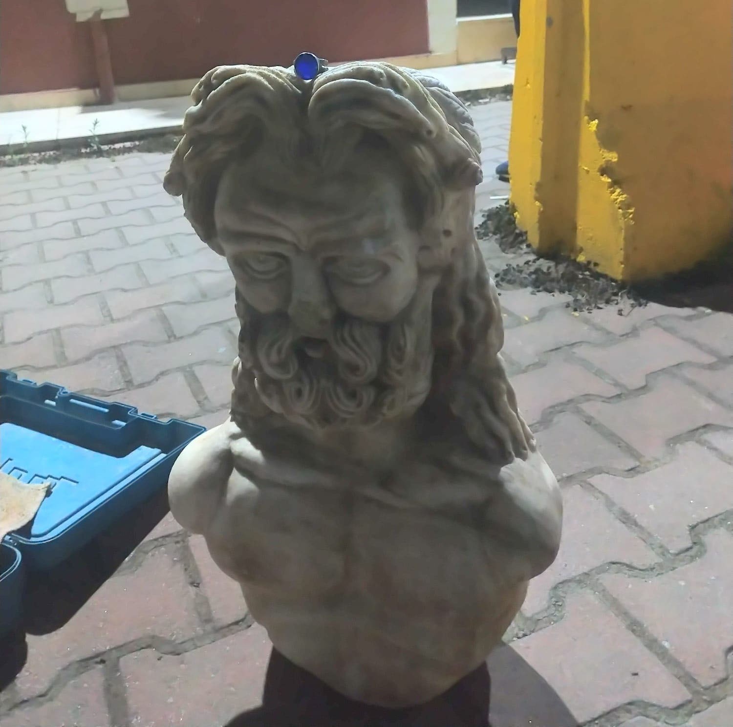 Roma ve Bizans dönemine ait heykeller ele geçirildi