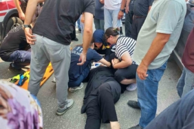 Yayaya çarpıp kaçtı, kadın sürücü peşine düştü