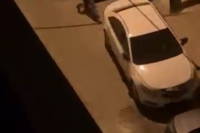 Sokakta camı sağlam otomobil bırakmadı