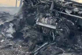 Çanakkale’de yanan itfaiye aracı hurdaya döndü