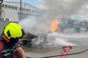 Bandırma Sanayi Sitesi’nde araç yangını korkuttu