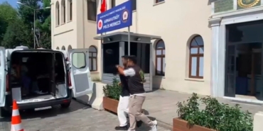 15 Temmuz Şehitler Köprüsü üzerinde zikzak çizerek trafiği tehlikeye düşüren sürücü gözaltına alındı