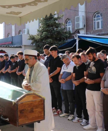 Feci kazada hayatını kaybeden Brisa yöneticisi son yolculuğuna uğurlandı