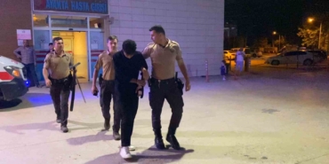 Belindeki kemerden 60 santimlik döner bıçağı çıktı