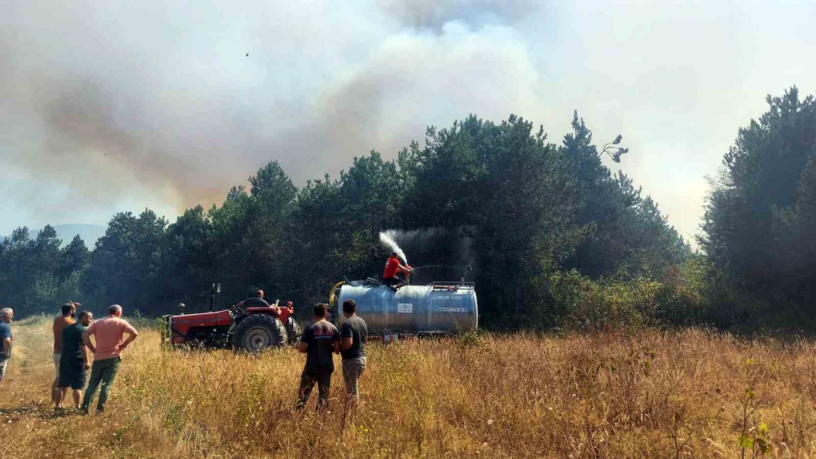 Ormanlık alanda yangın: Çok sayıda ekip sevk edildi