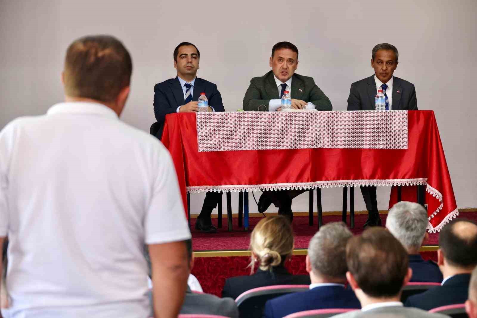 Yenipazar’da muhtarların sorunları masaya yatırıldı