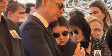 Miami’de hayatını kaybeden 19 yaşındaki Defne Akçakayalıoğlu son yolculuğuna uğurlandı