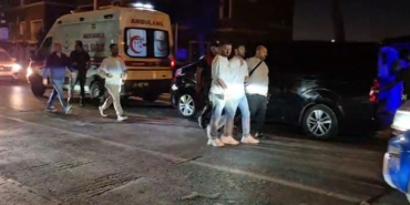 Karısını silahla ağır yaralayıp, silahı kendi kafasına dayayan şahıs teslim oldu