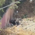 Okul önünde uyuşturucu kullanırken önce kameralara, sonra polise yakalandılar