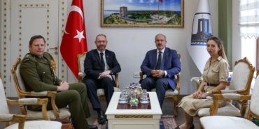 Yeni Zelanda Büyükelçisi Lewis’tan Vali Toraman’a ziyaret