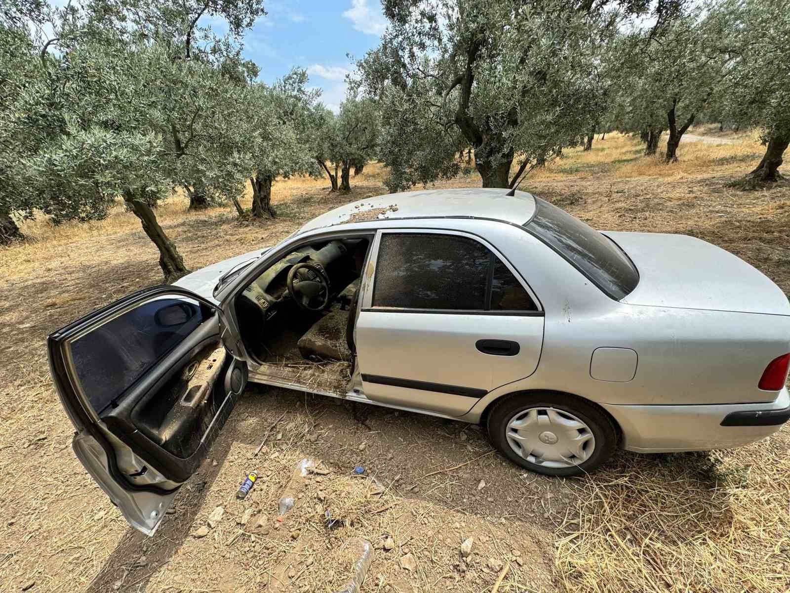 Balıkesir’de çalınan otomobil zeytin tarlasında bulundu