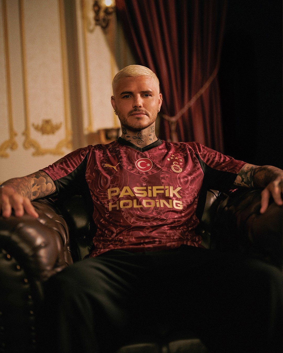 Galatasaray alternatif formasını tanıttı