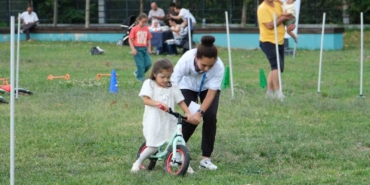 Bu kez çocukların yarışına aileler de dahil oldu