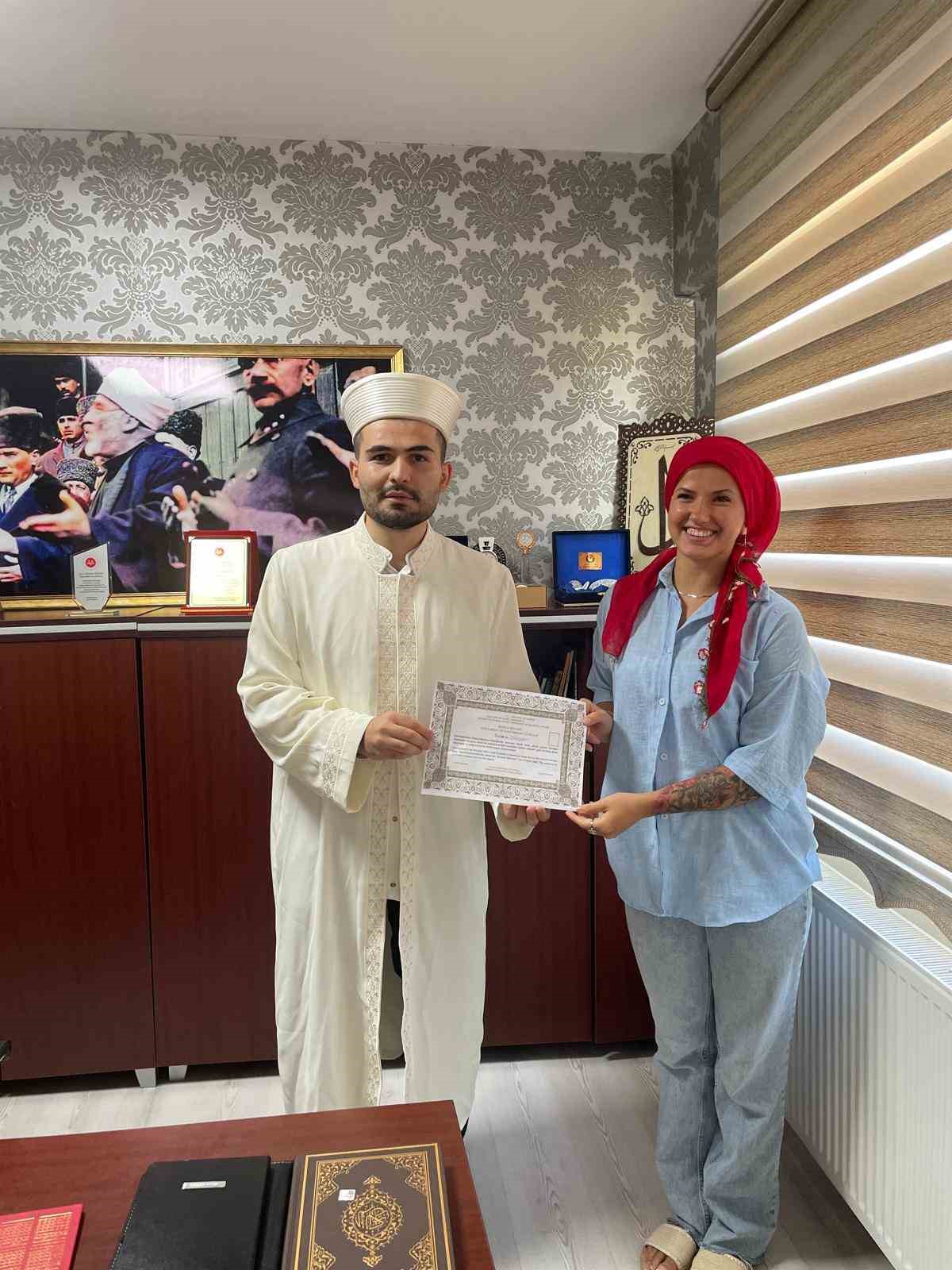 Alman Katherina İslamiyet’i seçti