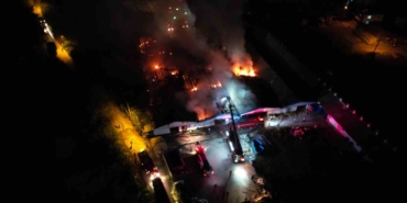 Sakarya’da fabrikadaki yangın söndürüldü