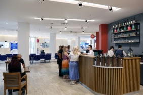 Küçükçekmece Belediyesi Ana Hizmet Binasına yeni sosyal alan: Kafe K hizmete açıldı