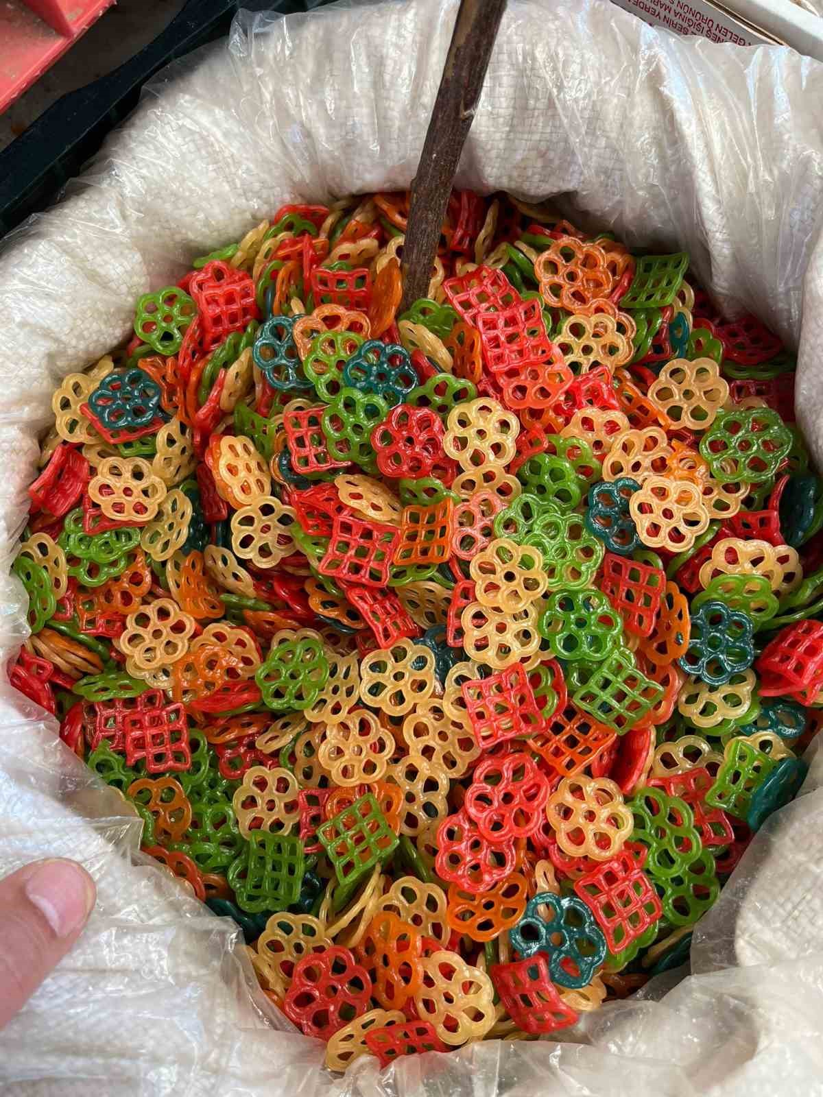 Açıkta satılan cipse el konuldu