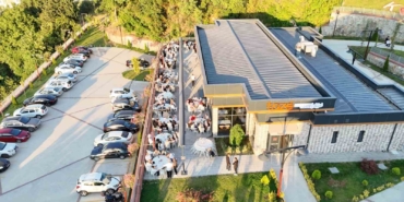 En mutlu ’Evet’ler bu salonda yankılanıyor