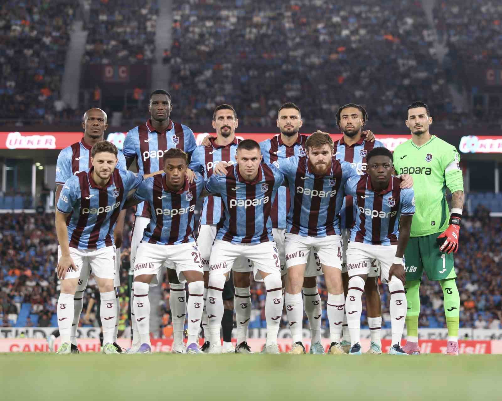 Trendyol Süper Lig: Trabzonspor: 0 - Kocaelispor: 0 (Maç devam ediyor)