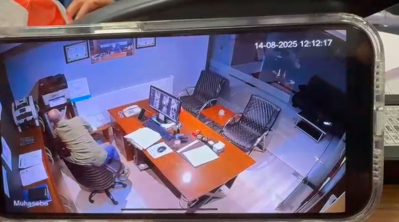 Bağcılar’da bir muhasebeci çalıştığı oto galeriden 70 bin dolar çalarak ortadan kayboldu