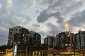 Zeytinburnu’nda 9. kattan düşen 1 yaşındaki çocuk hayatını kaybetti