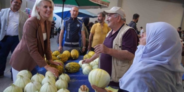 Başkan Subaşı, kapalı pazar esnafı ve vatandaşlarla buluştu