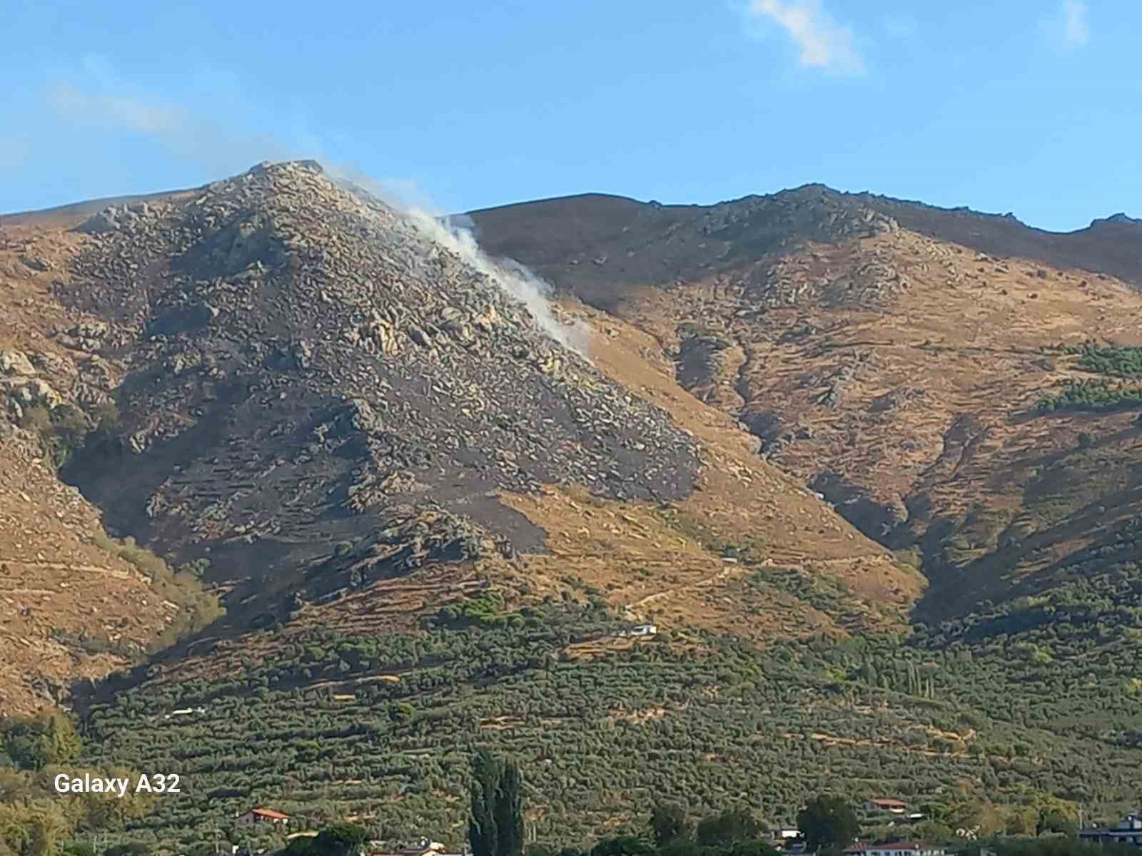 Marmara Adası’ndaki yangın kontrol altına alındı