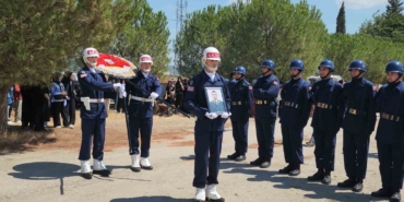 Kara astsubay öğrencisi toprağa verildi