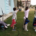 Bahçelievler yüzme havuzu bahçesinde okçuluk rüzgarı