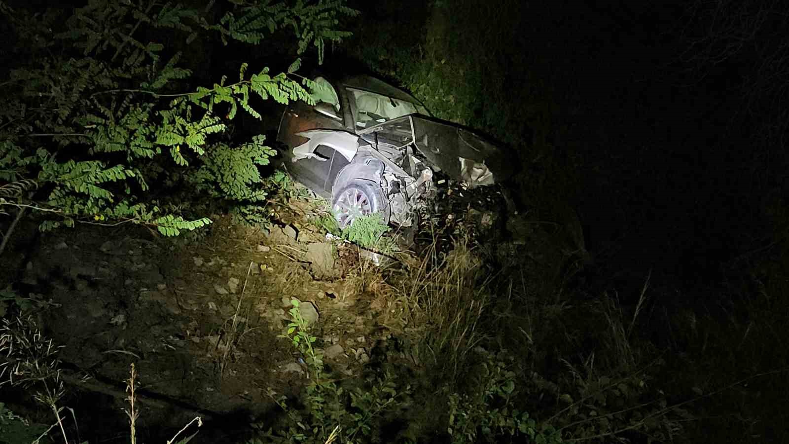 Sarıyer’de makas atan sürücü 2 araca çarptı: 3 yaralı