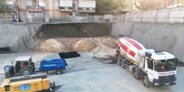 Maltepe’de inşaat yanındaki apartman tedbir amaçlı boşaltıldı