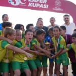 Arnavutköy’de U-11 Minikler Futbol Şampiyonası Zafer Bayramı coşkusuyla gerçekleşti